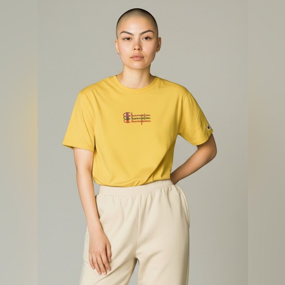 Vintage Champion - Yellow Crewneck Logo Short Sleeve Shirt sz M